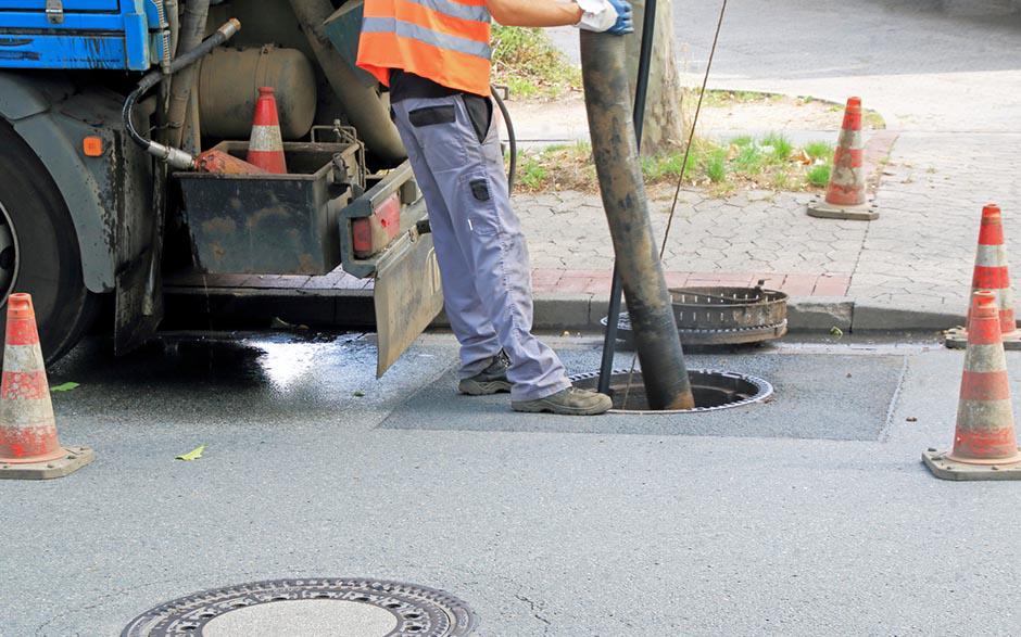 déboucher canalisation tout al egout Paris 17